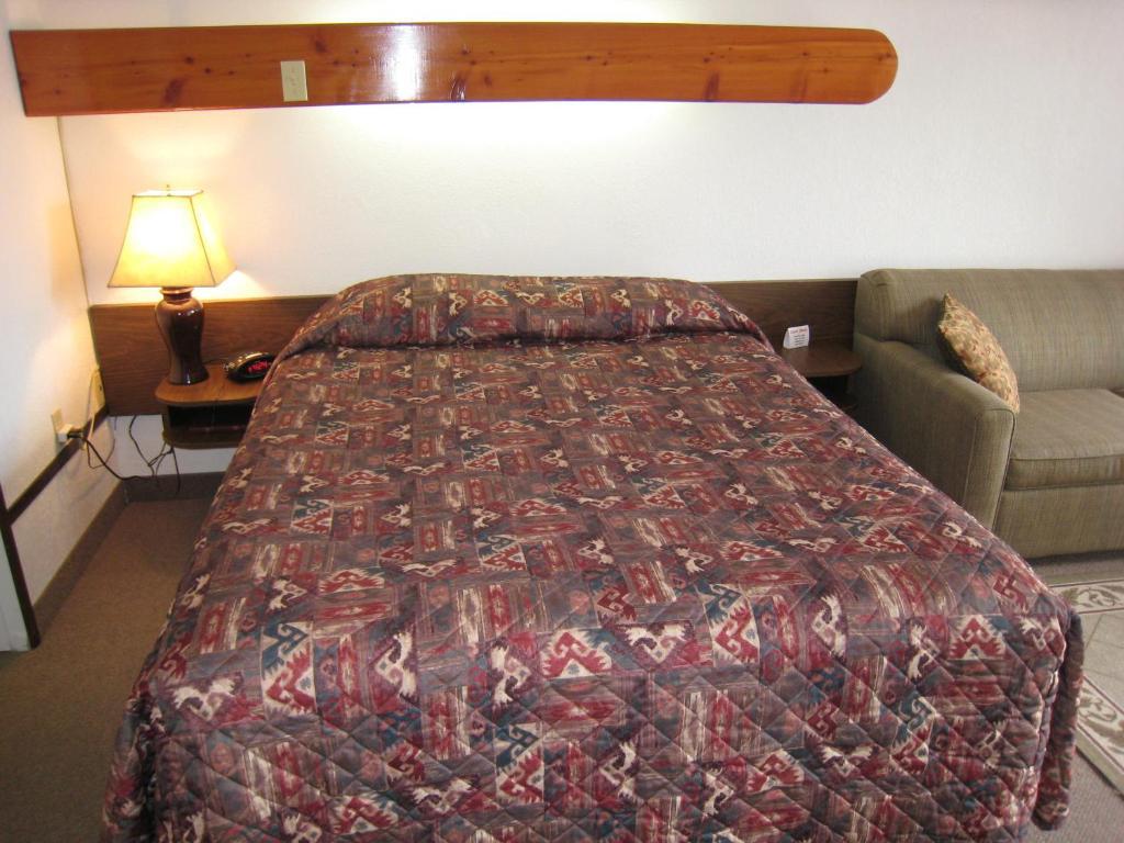 Alpen Motel Radium Hot Springs Zimmer foto