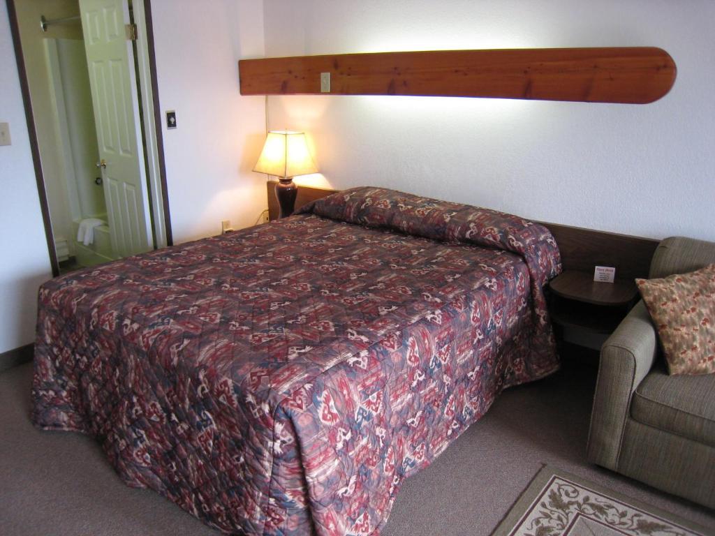 Alpen Motel Radium Hot Springs Zimmer foto